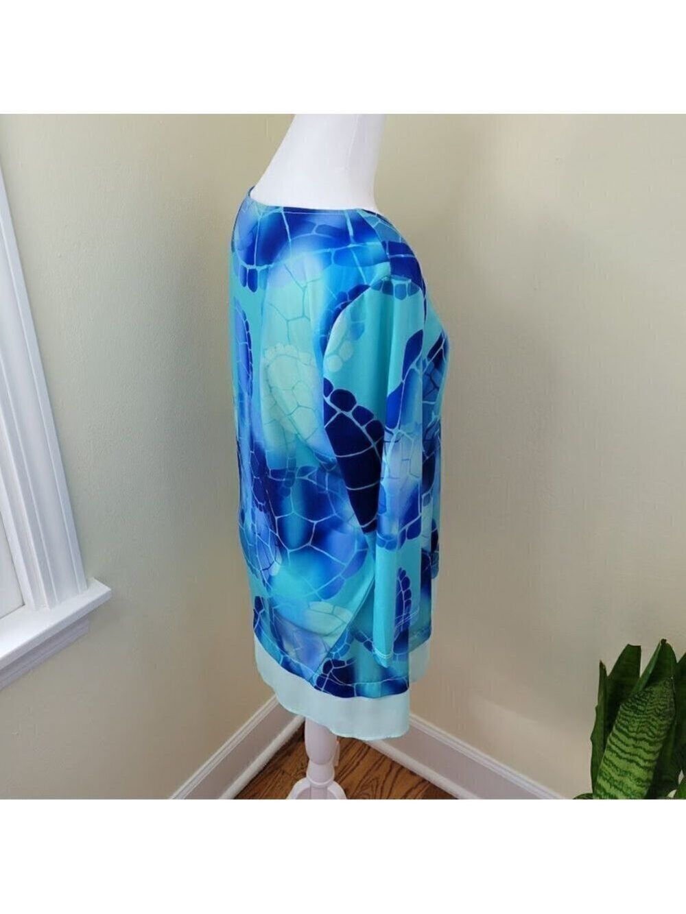 Kristine Blu& Green Flowy Blouse V-Neck Tunic Top Women's Size S/M - Picture 6 of 12